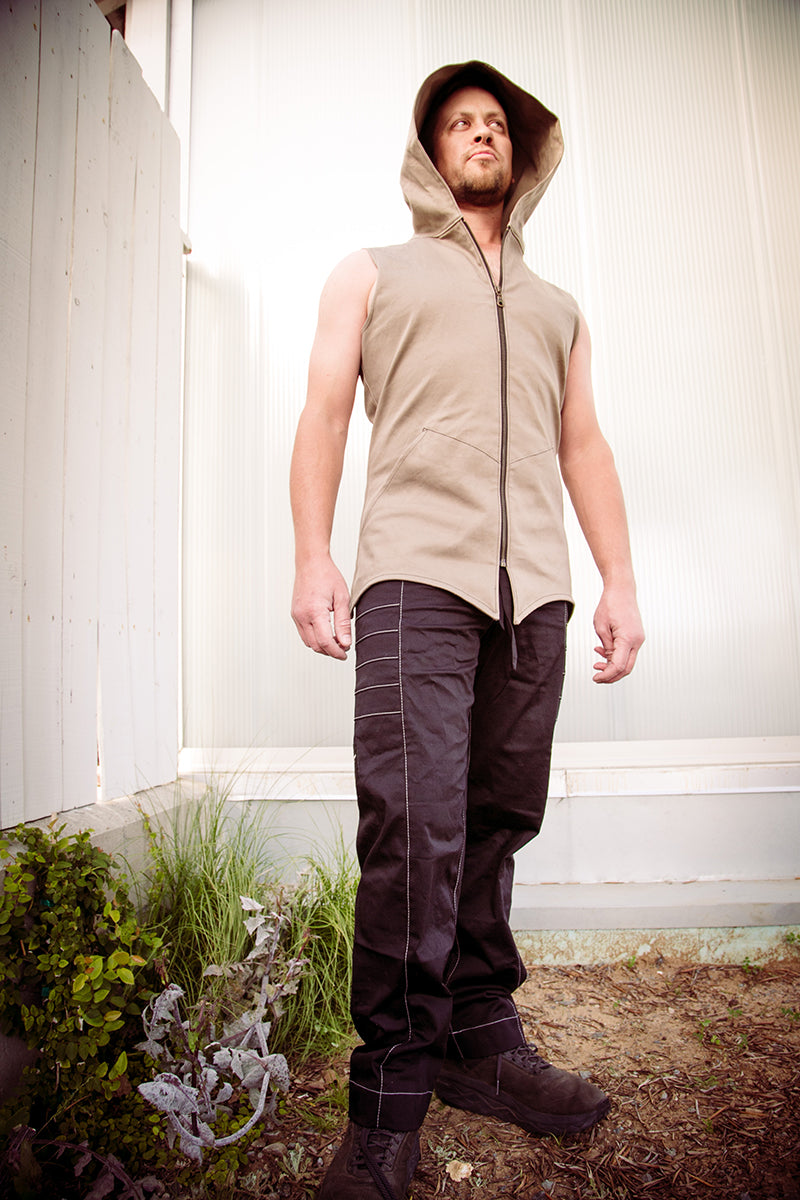 Lotrix Vest- Hooded vest with front pockets and antique gold zipper- Black